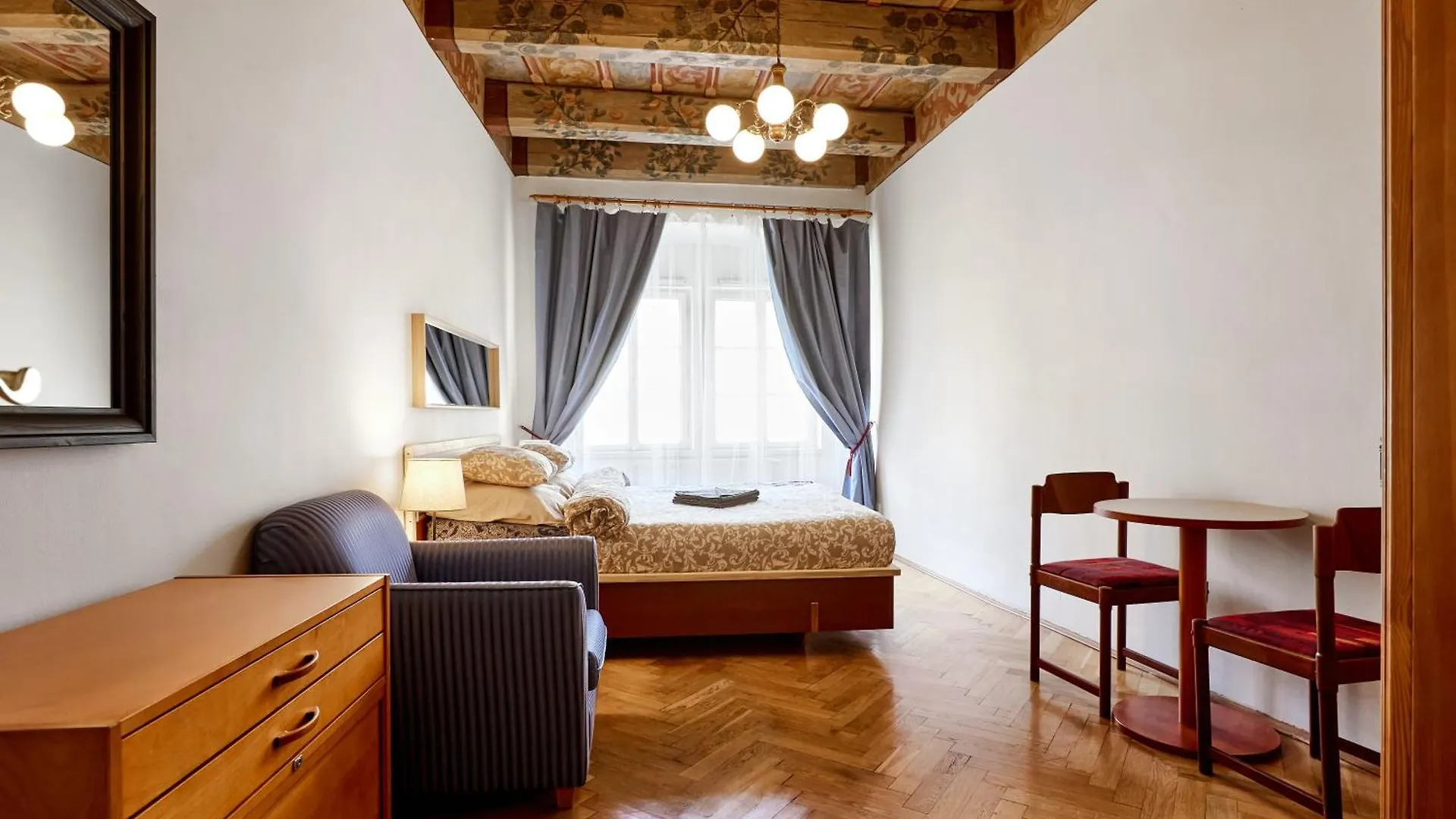 Apartmán At The Blue Lion & Parking Assistance Praha 0*,
