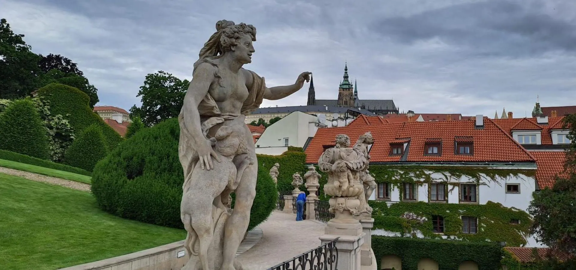 At The Blue Lion & Parking Assistance Apartment Prague