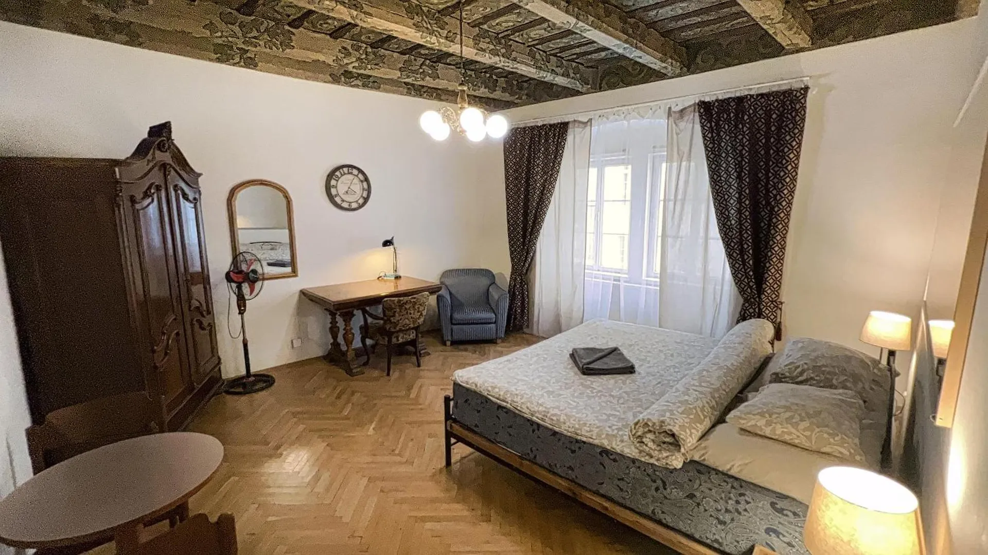 At The Blue Lion & Parking Assistance Apartment Prague
