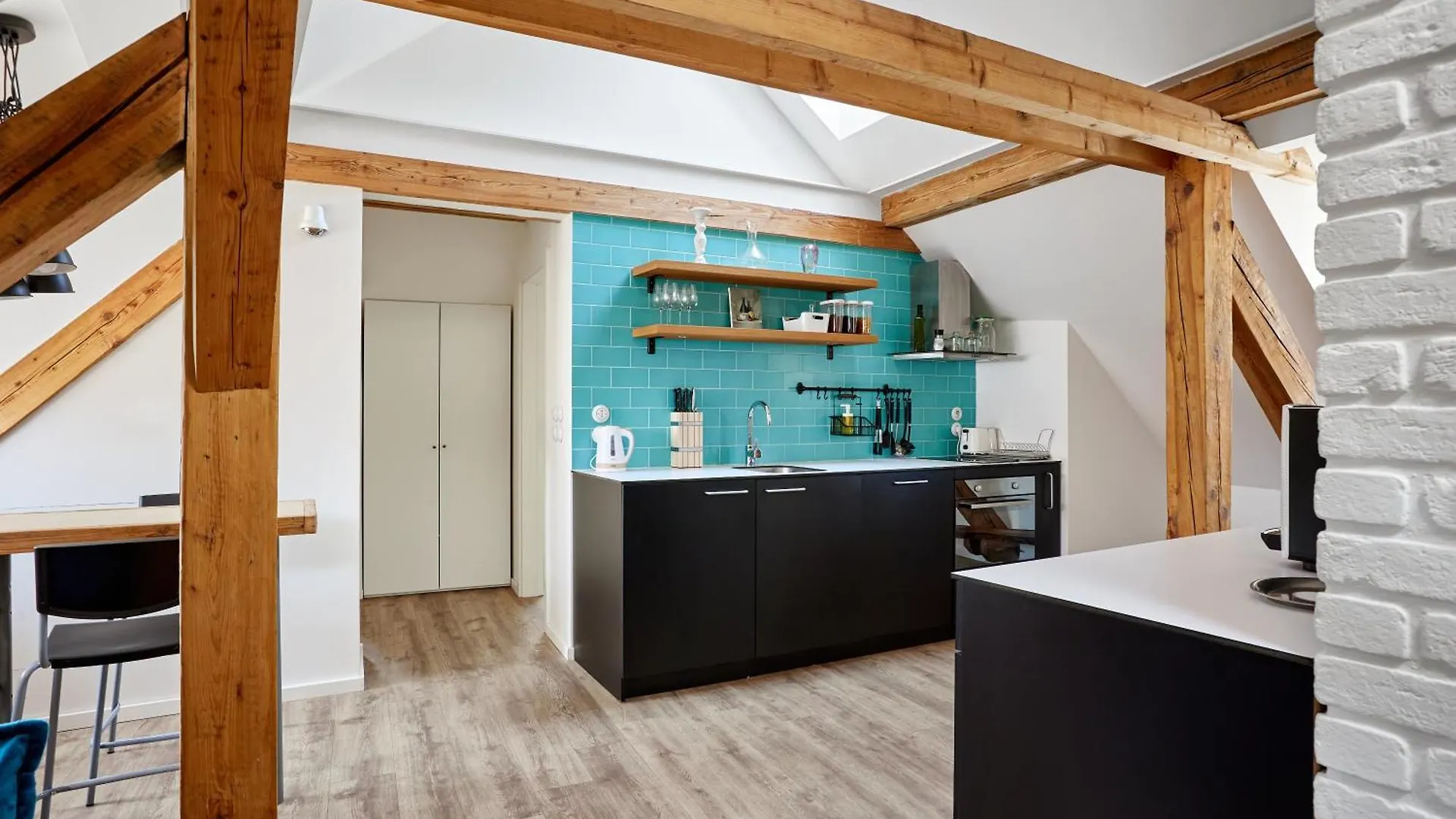 At The Blue Lion & Parking Assistance Apartment Prague